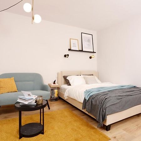 Bright & Relaxing Stay Studio Bucareste Exterior foto